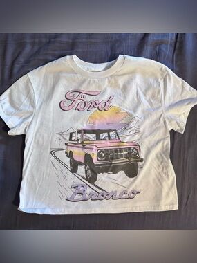 Ford Bronco Pink Graphic women’s Tee
